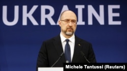«Це теоретичні розрахунки, бо світ не переживав ще таких речей», – сказав голова уряду