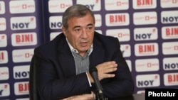 ՀՖՖ նախագահ Ռուբեն Հայրապետյան, արխիվ