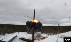 Rachetele balistice intercontinentale din arsenalul Rusiei pot căra focoase nucleare. Imagine de arhivă.