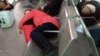 Istanbul aeroportidagi o‘zbeklar kutishdan charchagan