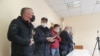 Полиция в штабе Навального в Пскове