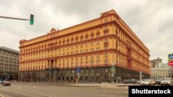 Здание ФСБ на Лубянке. Рядом с ним, по данным РБК, задержали одного из подозреваемых
